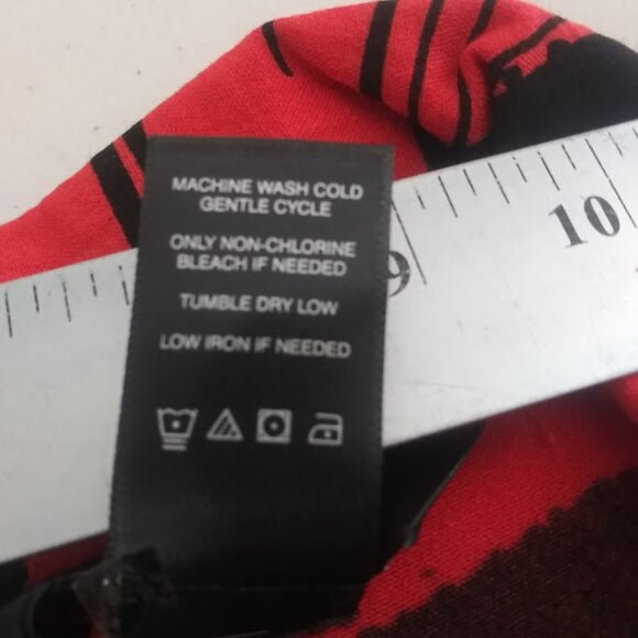 Ali Miles women's size M red and black artsy blouse - Picture 16 of 16